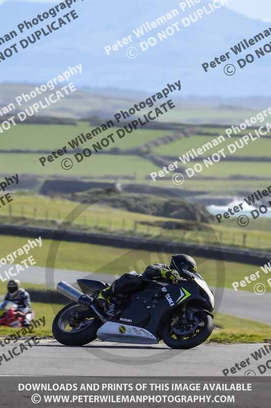 anglesey no limits trackday;anglesey photographs;anglesey trackday photographs;enduro digital images;event digital images;eventdigitalimages;no limits trackdays;peter wileman photography;racing digital images;trac mon;trackday digital images;trackday photos;ty croes